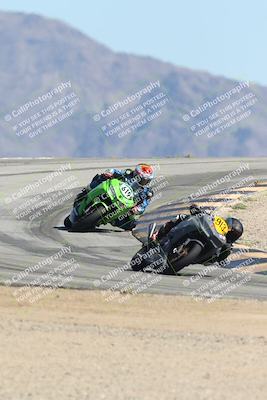 media/Oct-05-2025-CVMA (Sun) [[beeef4f201]]/Race 11-500-400(4)-350 Supersport/